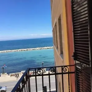 Mariantomare Monolocale Lungomare Ferienhaus